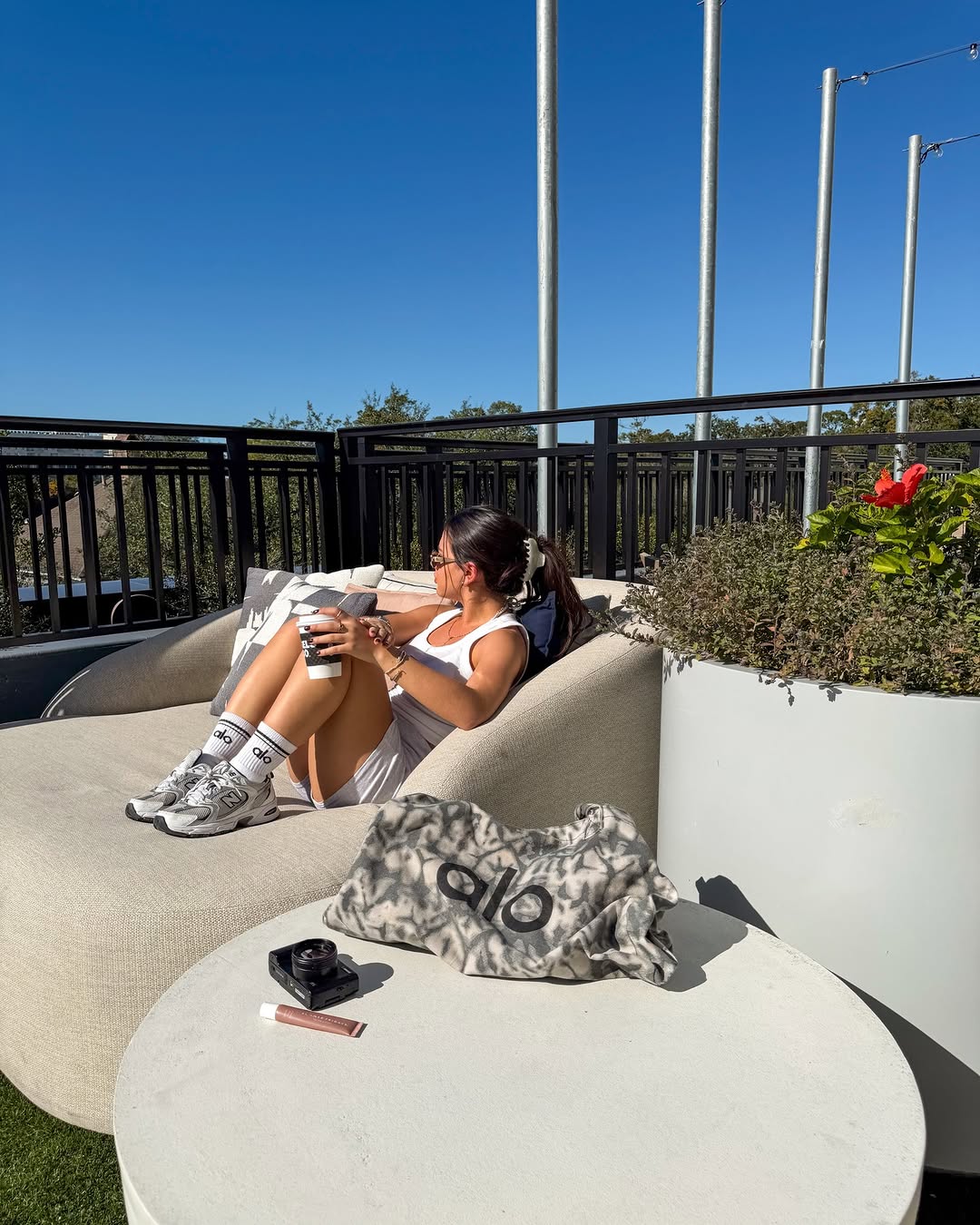 Poolside, post-workout plans at NINE31\u2600\ufe0f\n\nHappy Weekend \ud83d\udc0a\n\n