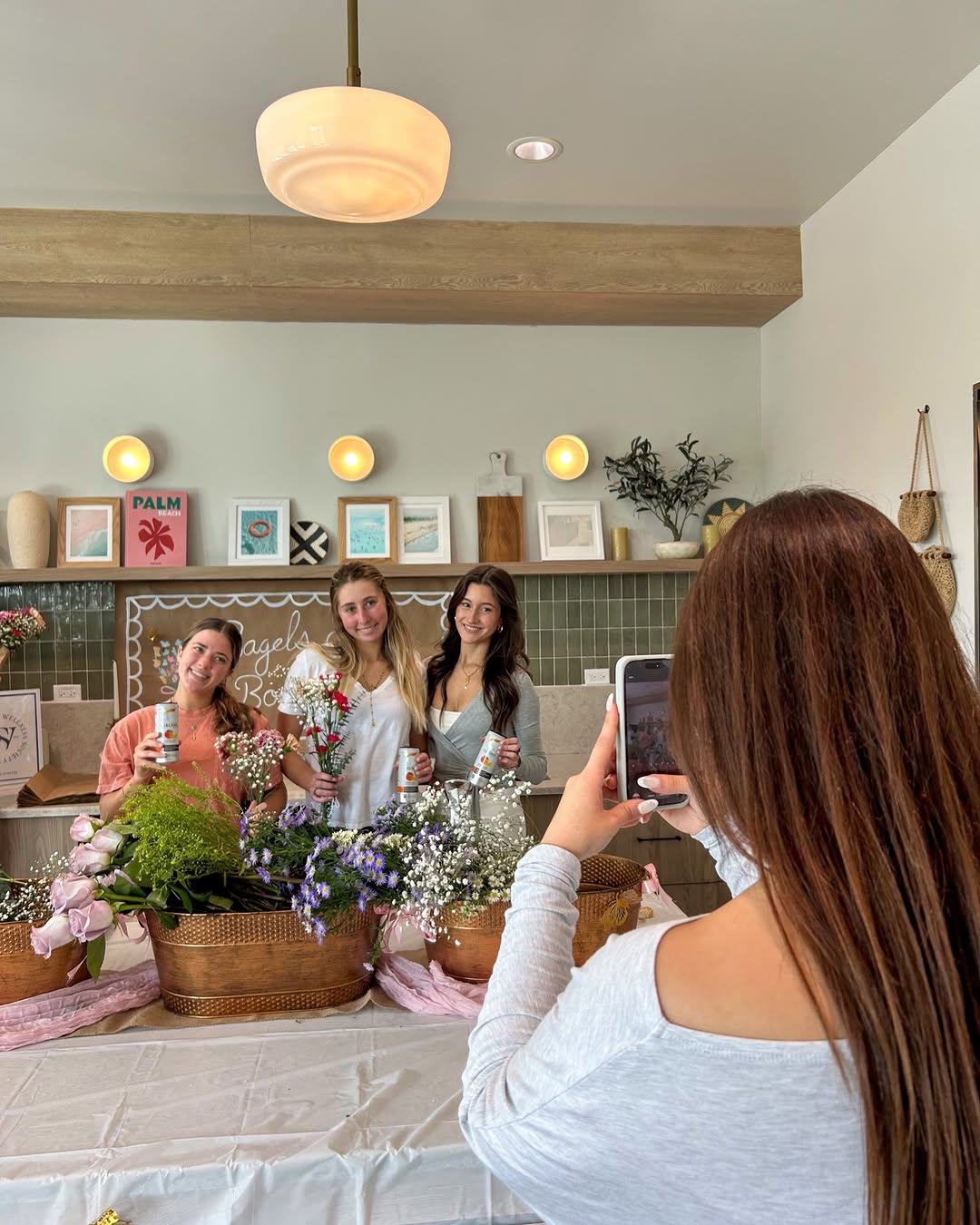 Bagels & Bouquets were the best combo \ud83c\udf38\ud83e\udd6f Thanks to everyone who stopped by to make their own bundle, and to @ufwellnesssociety for being part of this amazing event!\n\n